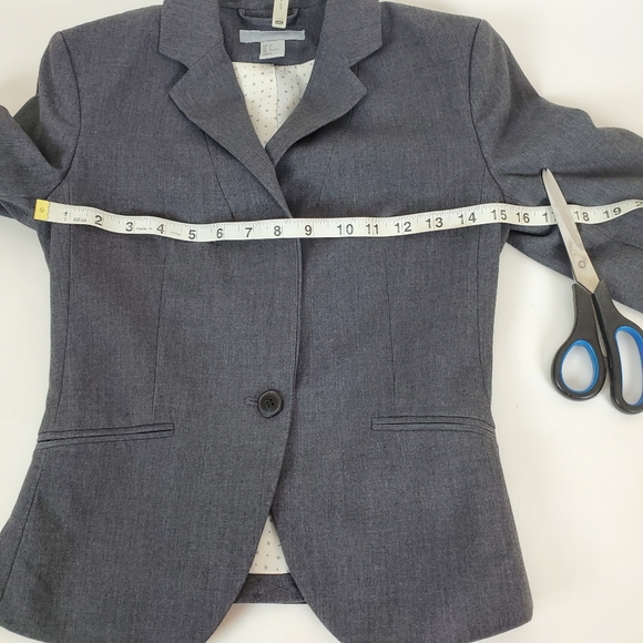 H & M Women's Waist Blazer - Picture 7 of 12